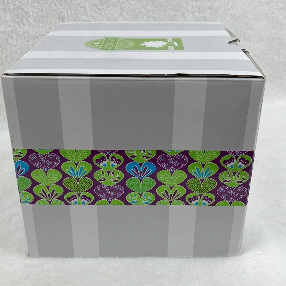 Scentsy Appreciation Apple Full Size Wax Warmer New in Box